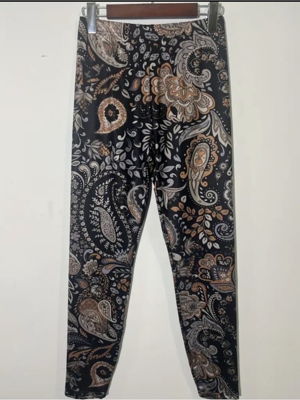 Boho Paisley Print Skinny Leggings - Picture 5 of 8